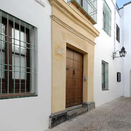 El 5 De La Hoguera Apartment *